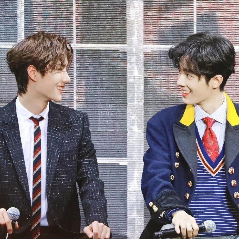 🦁🐰博君一肖