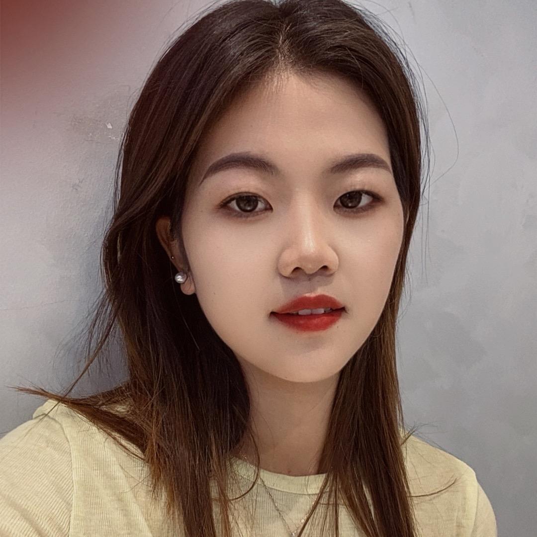 圩  ✨ 伊  👄