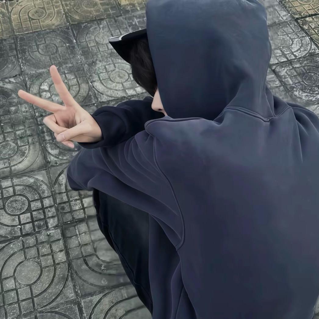 ７