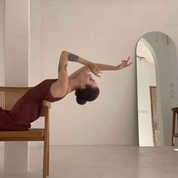 小七晚睡