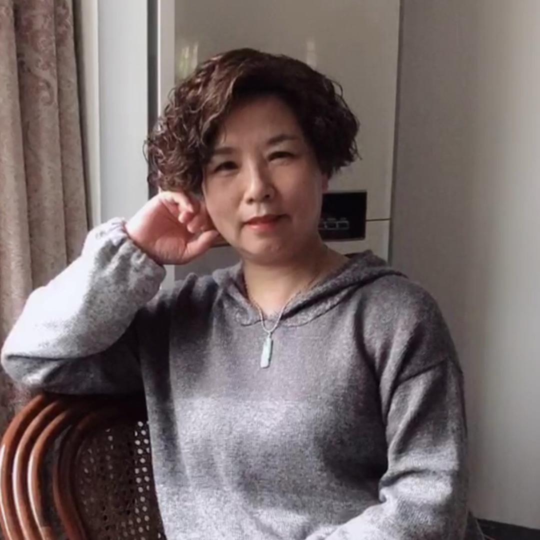 毛衣阿姨