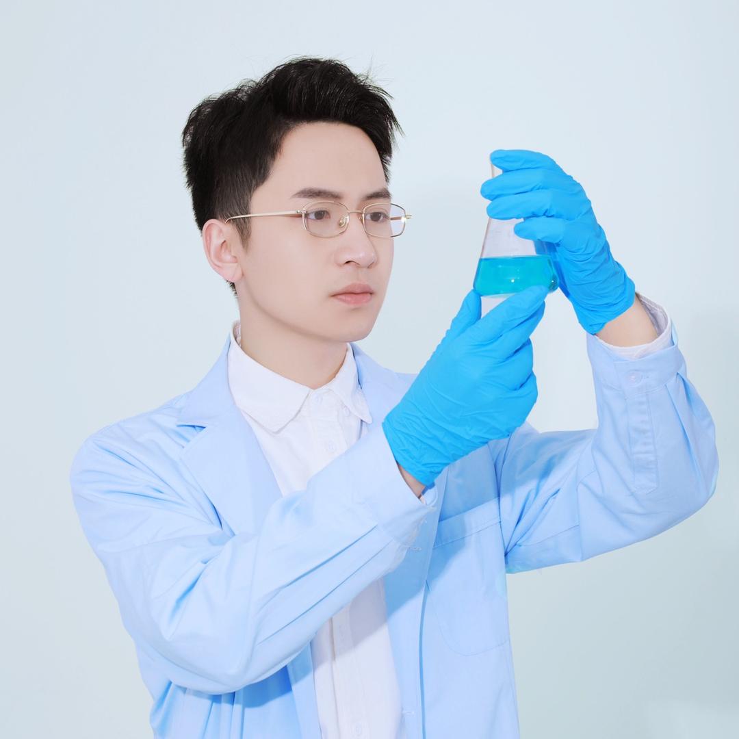 阿诚来了