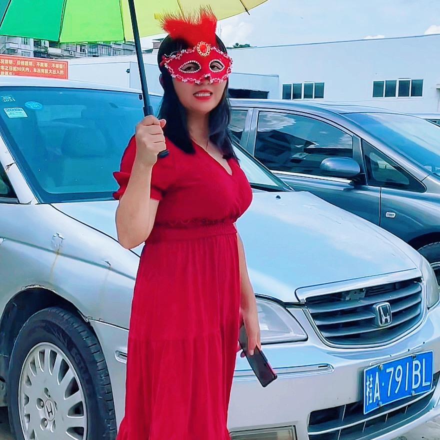 南宁发发姐二手车