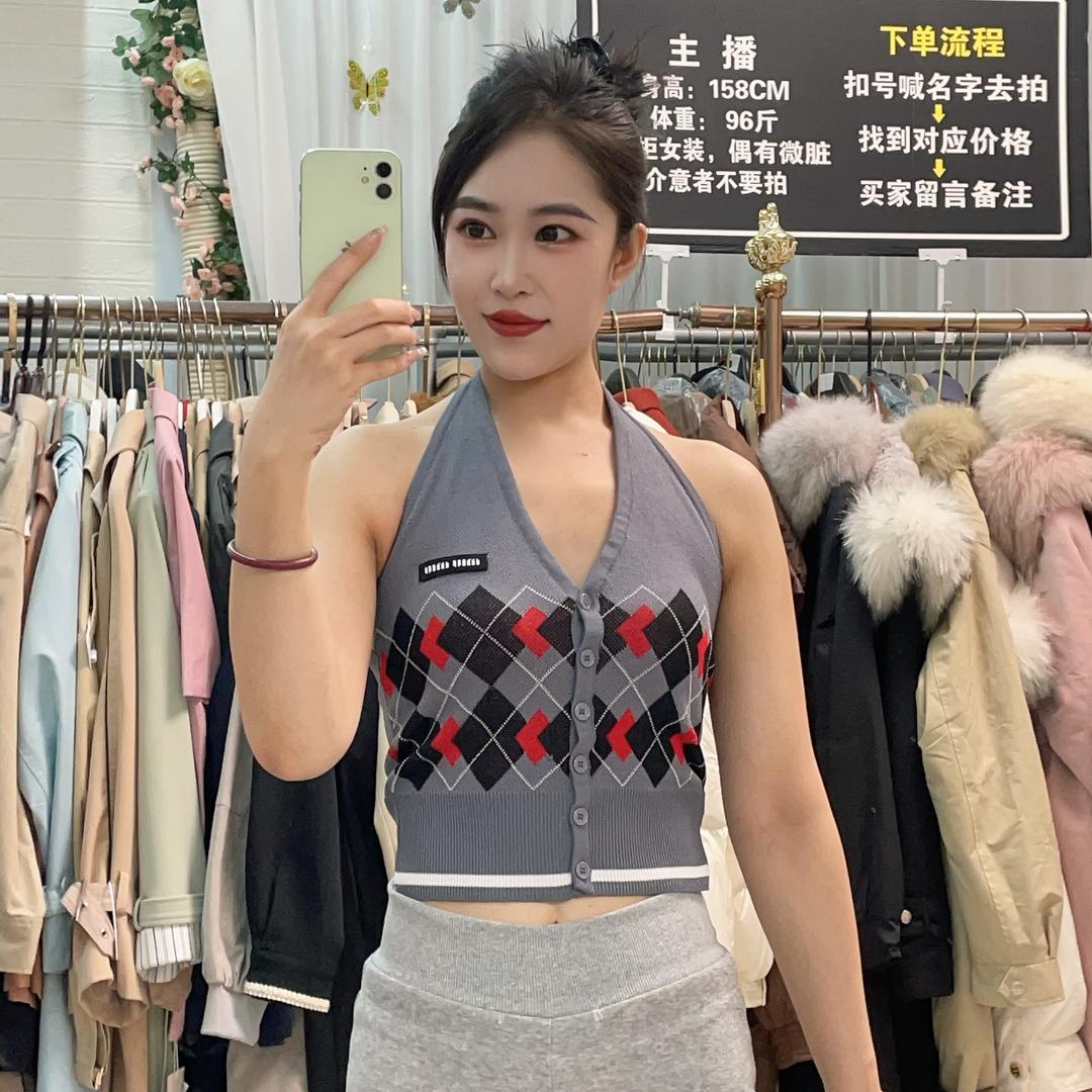 静尚女装工厂店3号