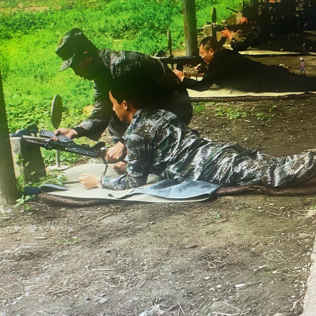 张苗苗