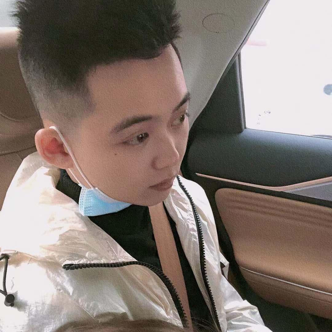 李嘟嘟