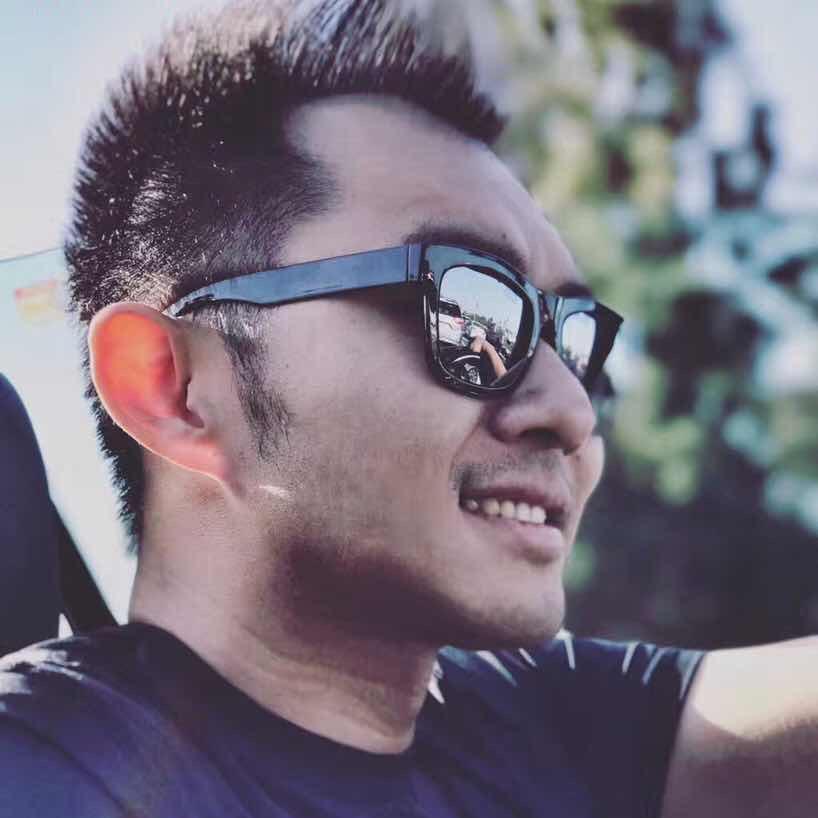 Tommy特靠谱《30万粉丝倒立洗头》