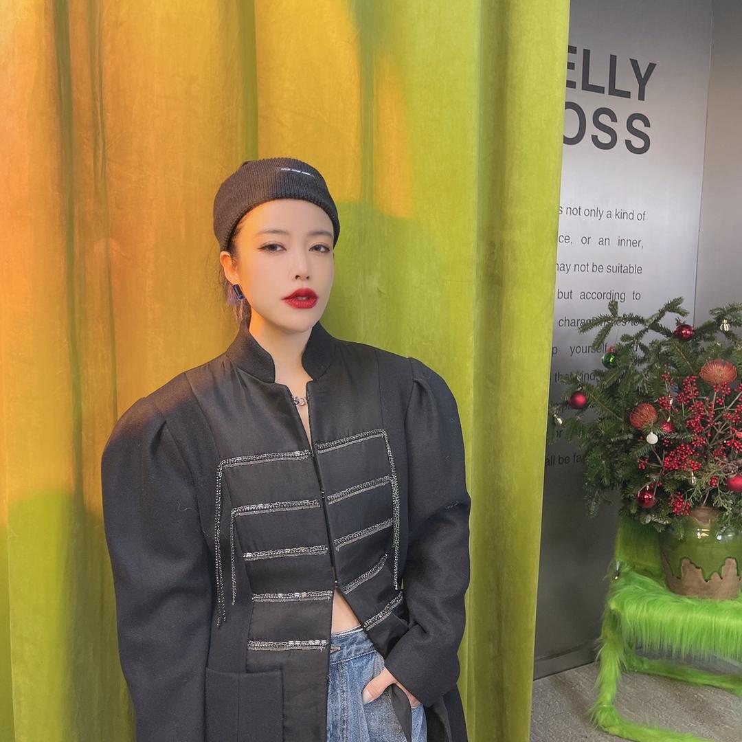 凯利莫斯KELLYMOSS 设计师品牌