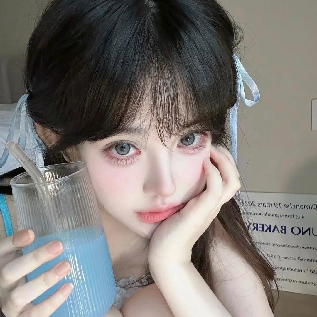 ♛