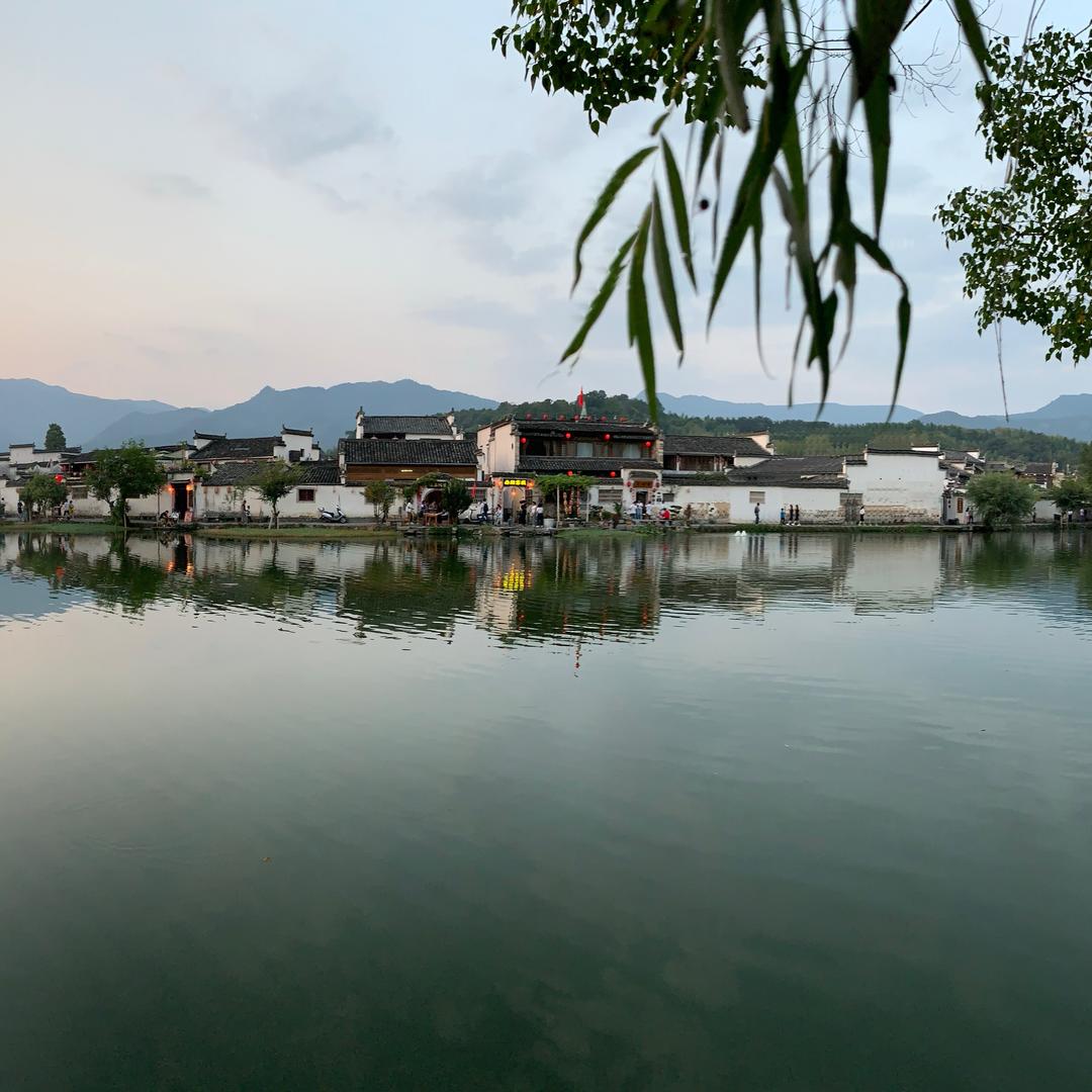 北京工商大学游泳馆（良乡校区）李教练
