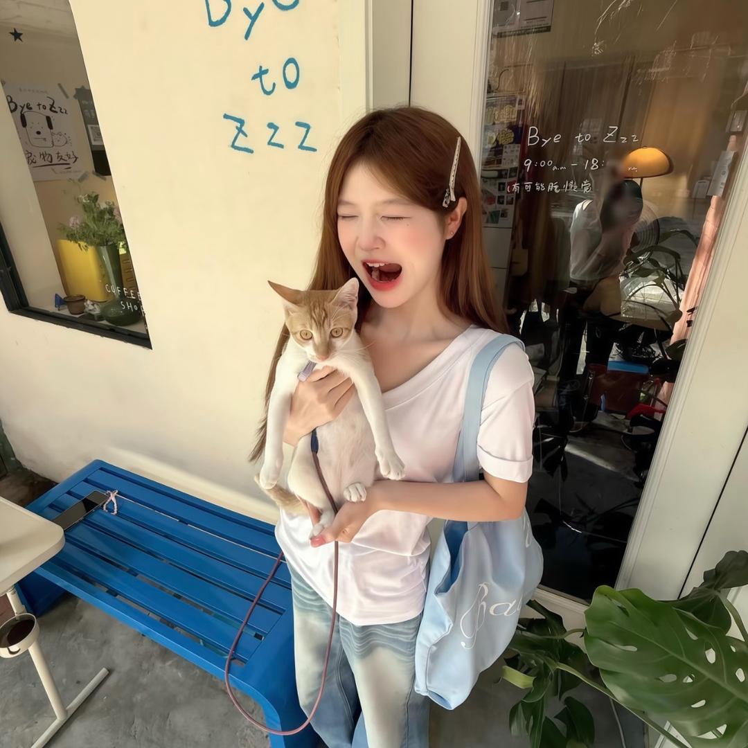 a阿俞呆熊.