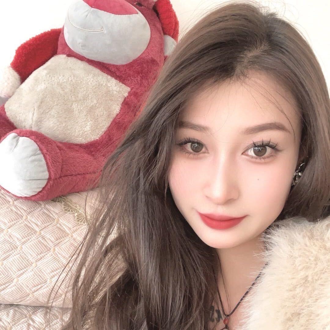 Li__雯