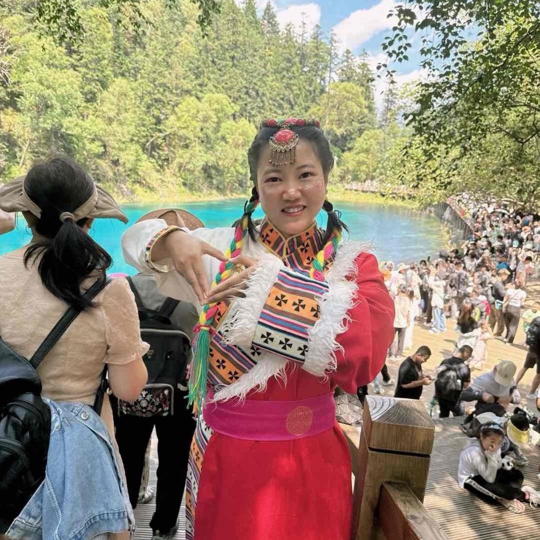 四川导游芳芳（旅游攻略）