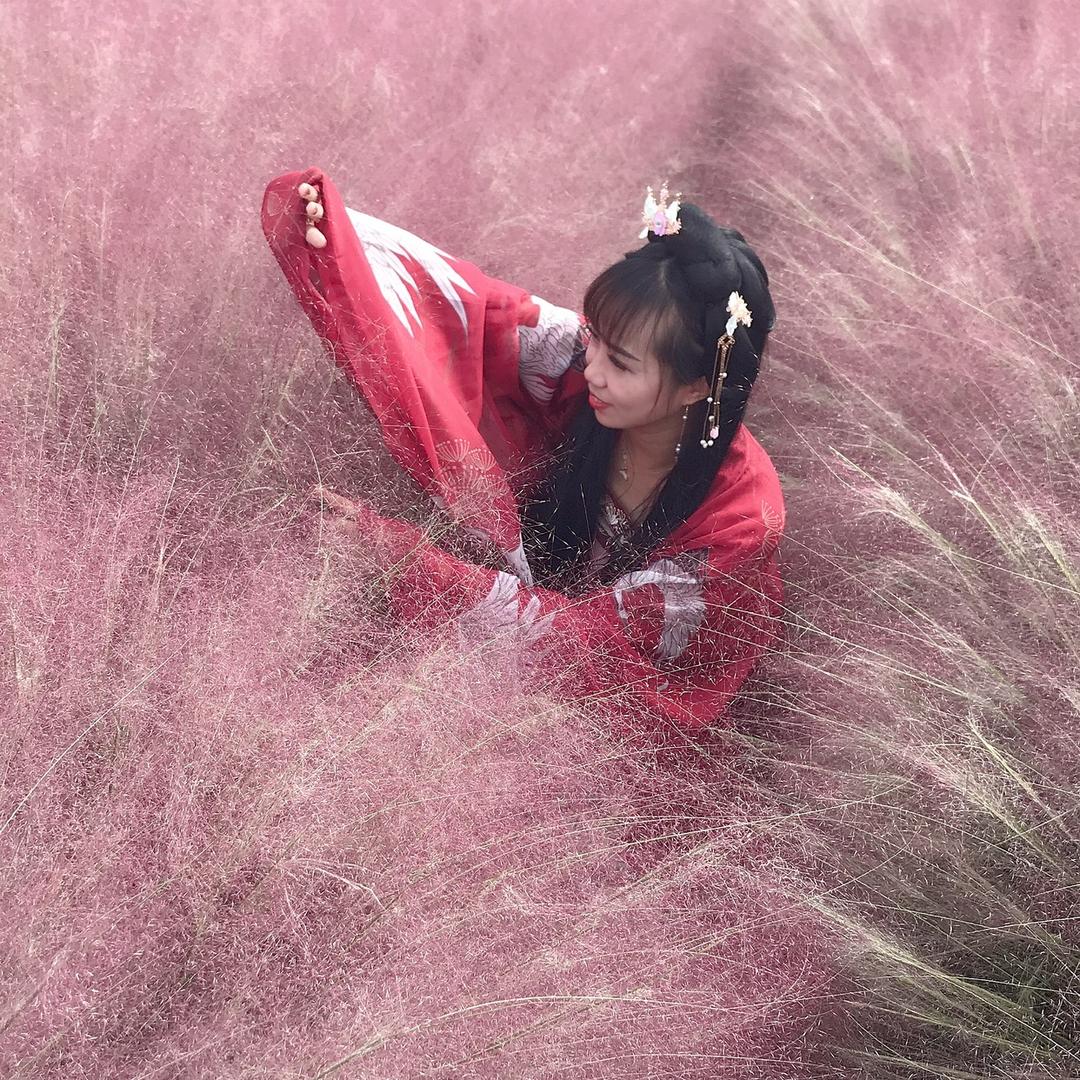 灵姐爱逛吃