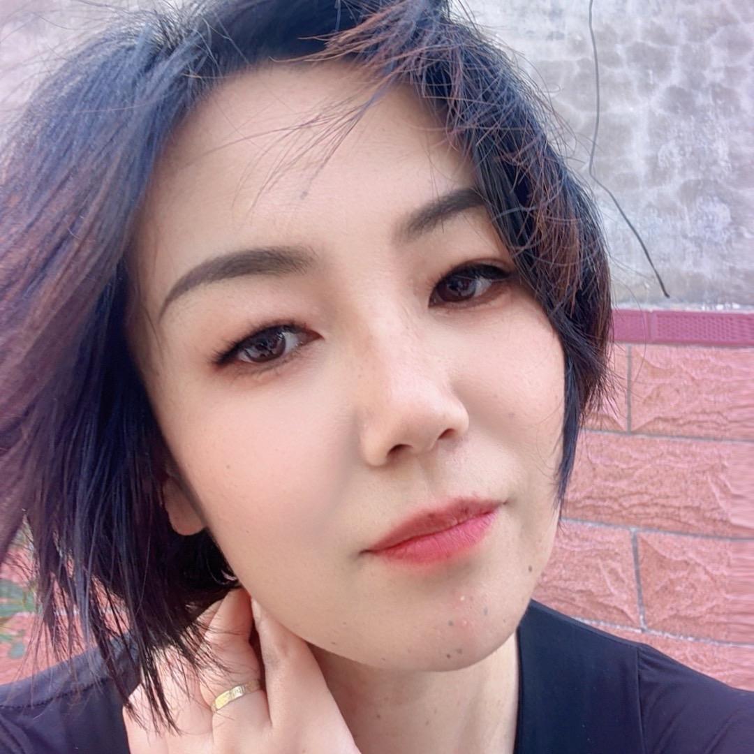 杨灵儿龙口嫚