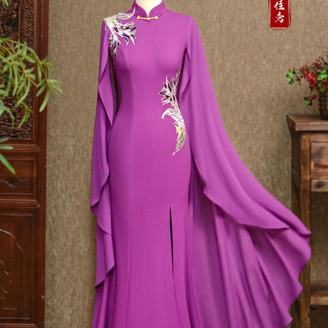 隆佳秀服装女装专卖店