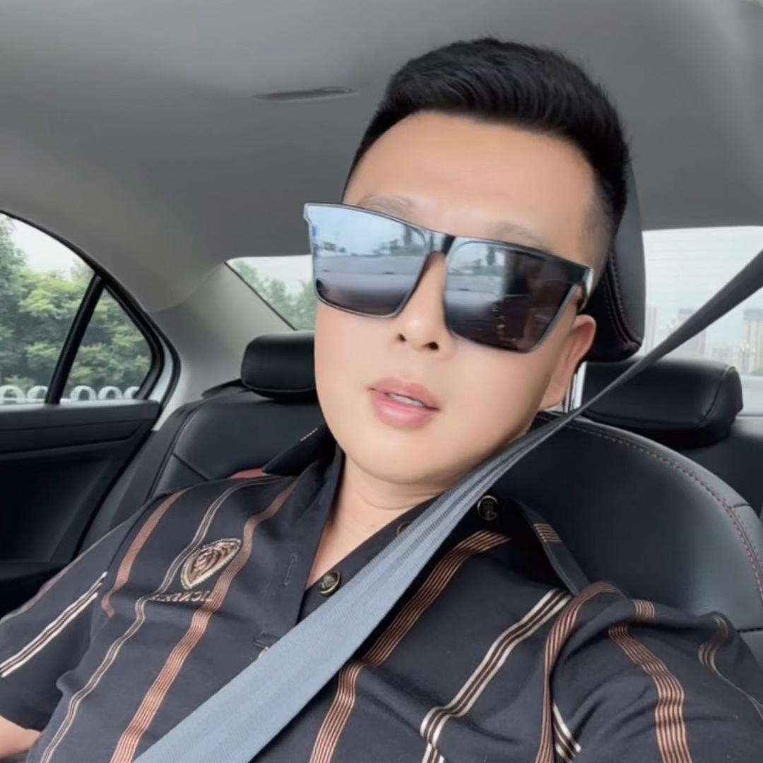 H哥”🤣