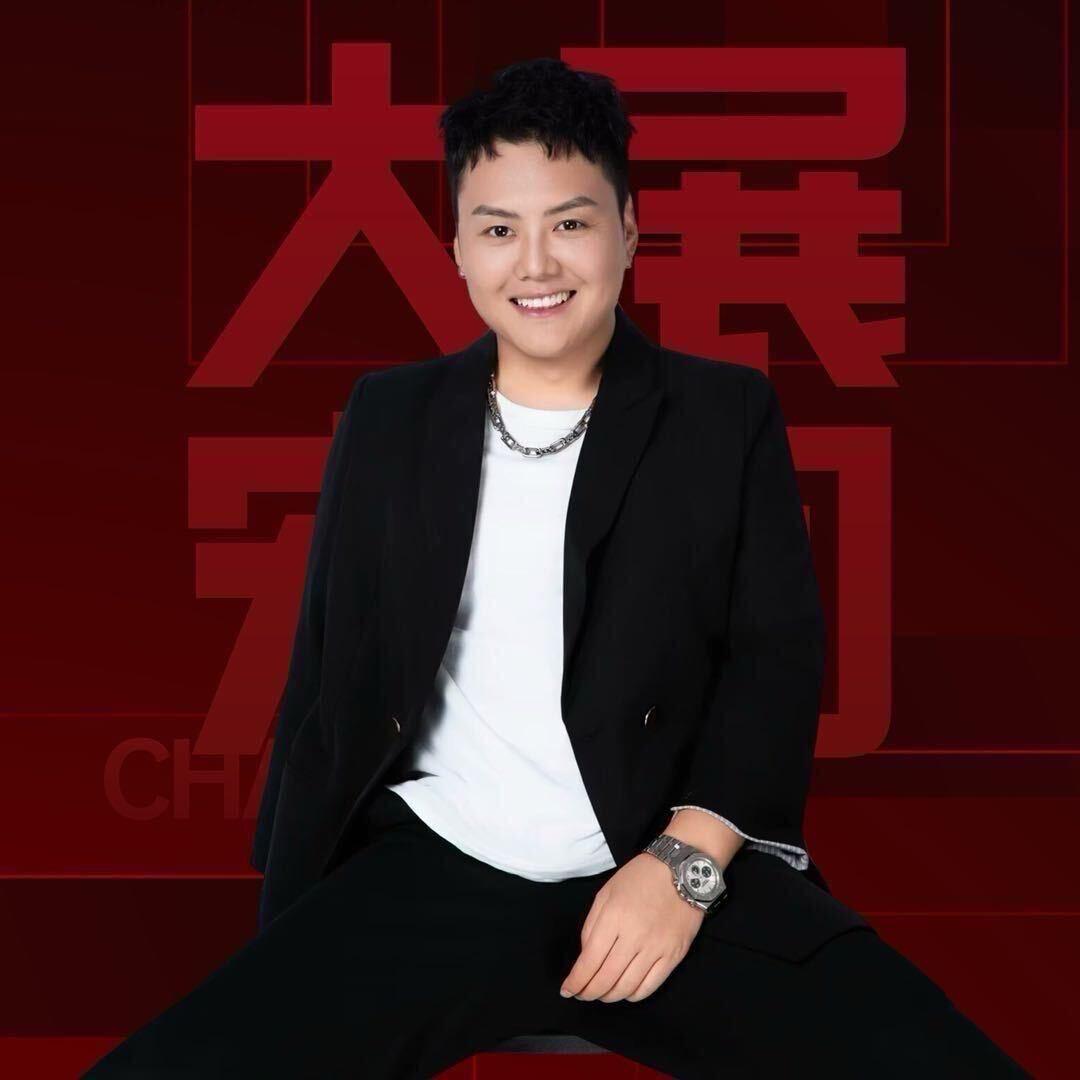 洛阳发型师刘伟