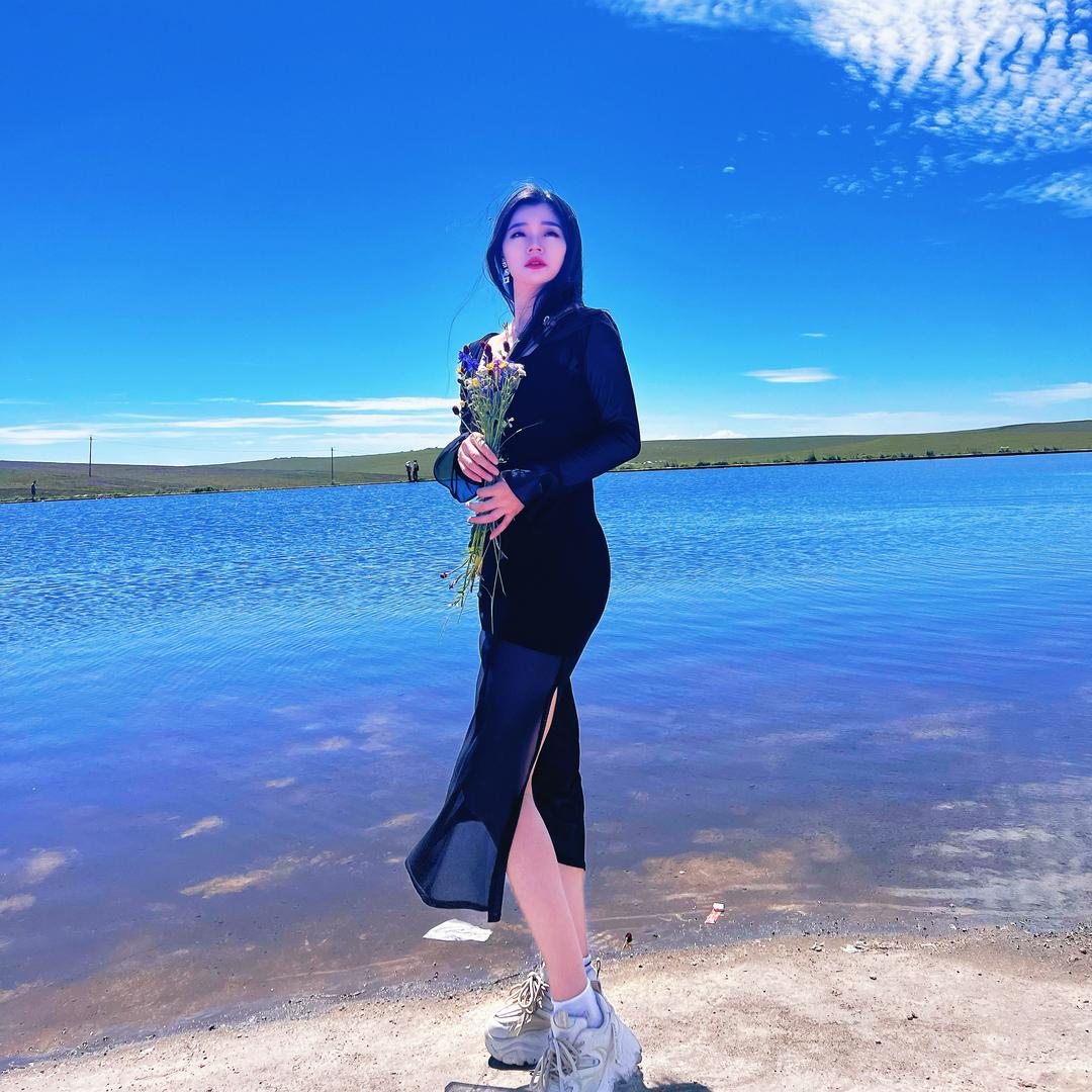 娜娜吖Na