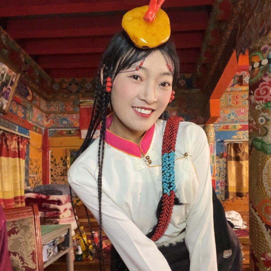 严措和甲安措👭