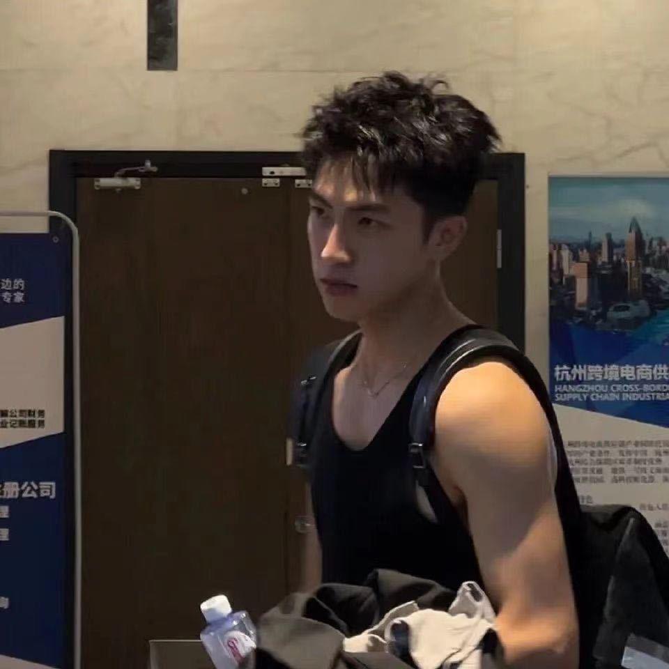 小吴相当帅ovo