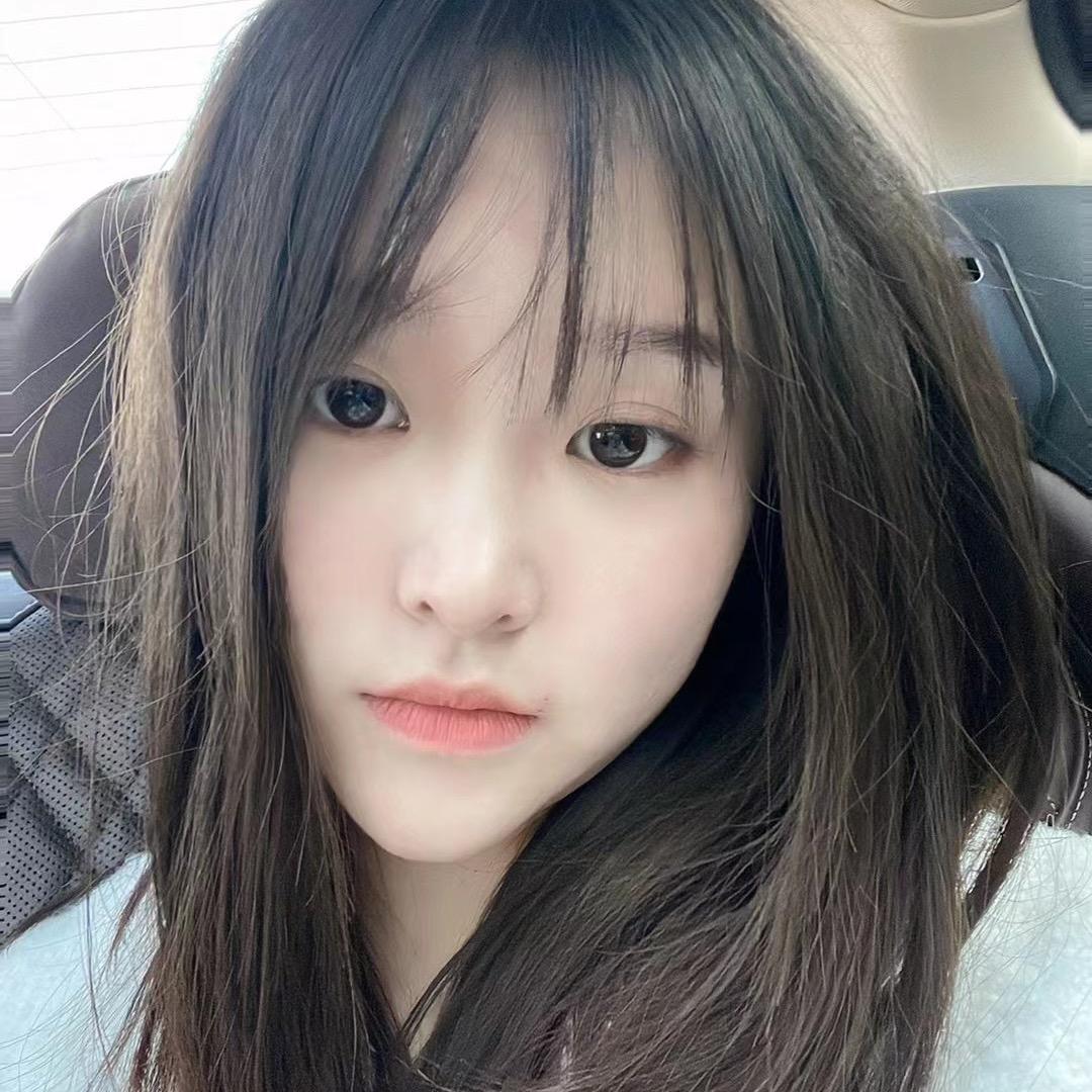 白兮.