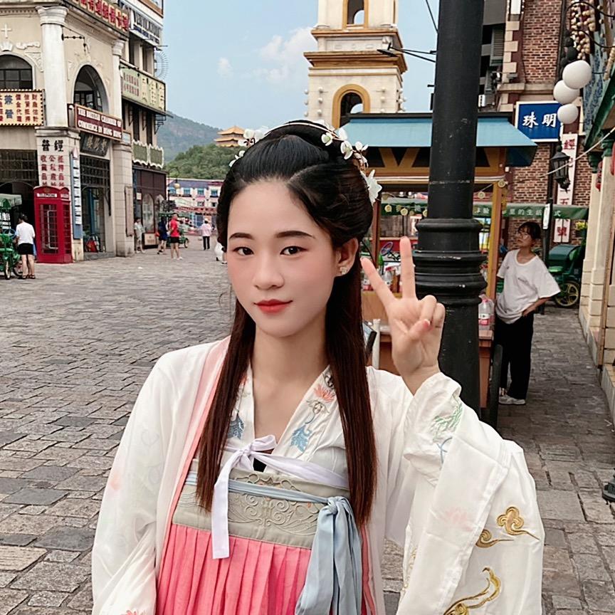 胡微微