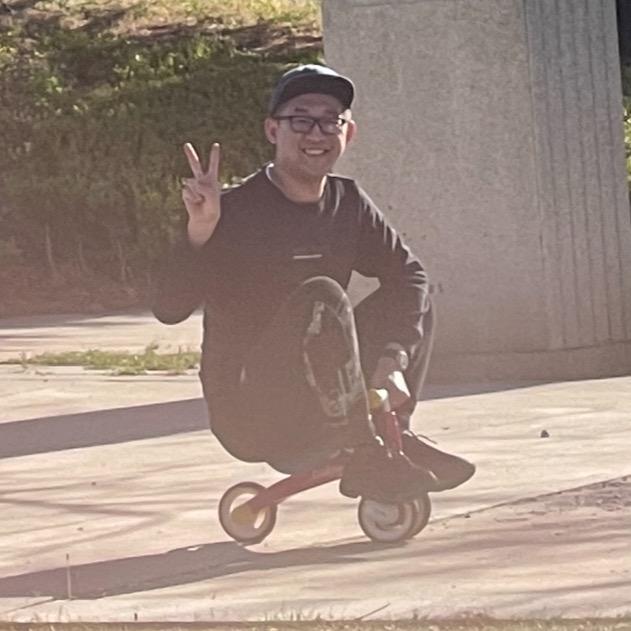 大连一男子