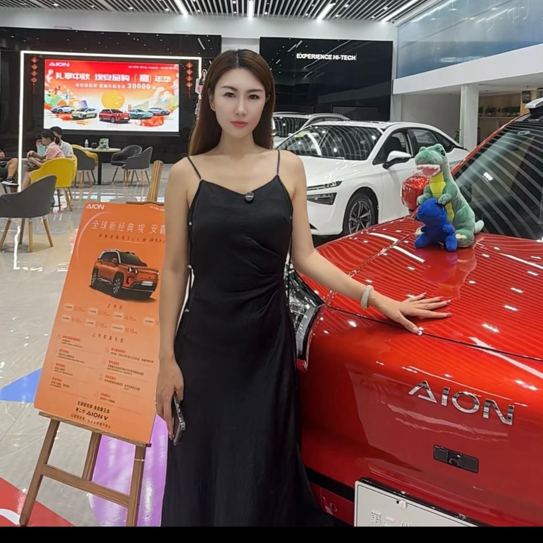 三亚陈晨小姐姐