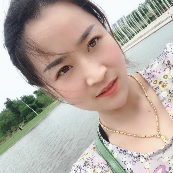 亭儿与西芹汁