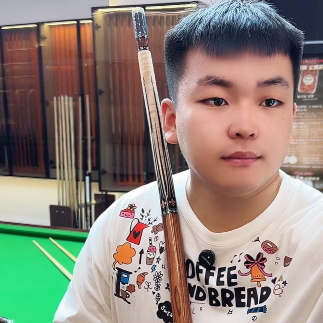 @哈哈台球器材