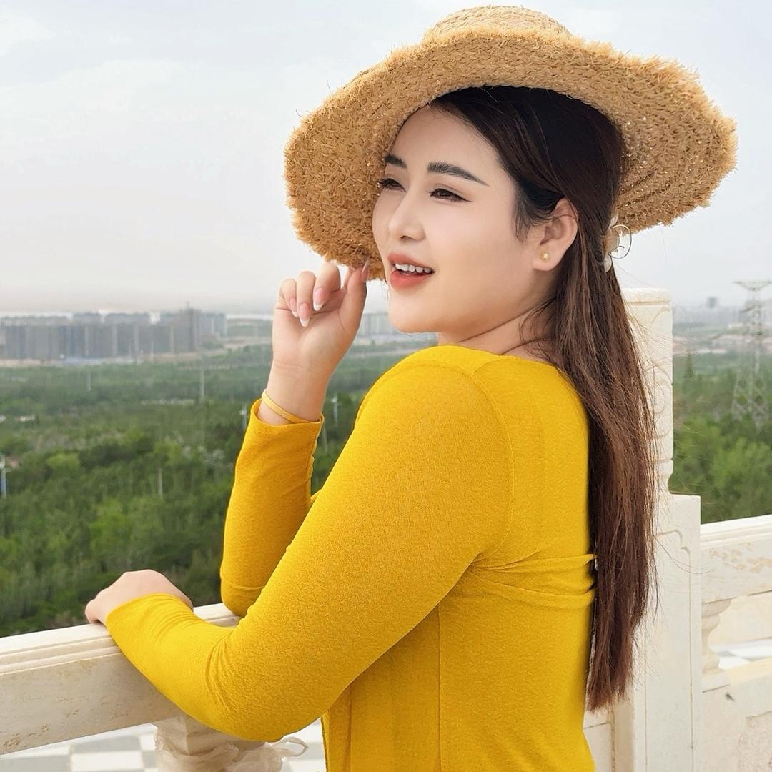 张佳宸