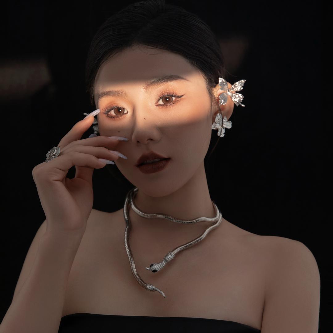 小颜不吃糖
