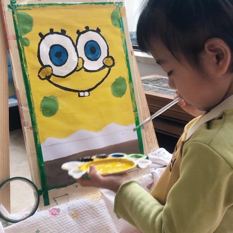 小佳一爱画画