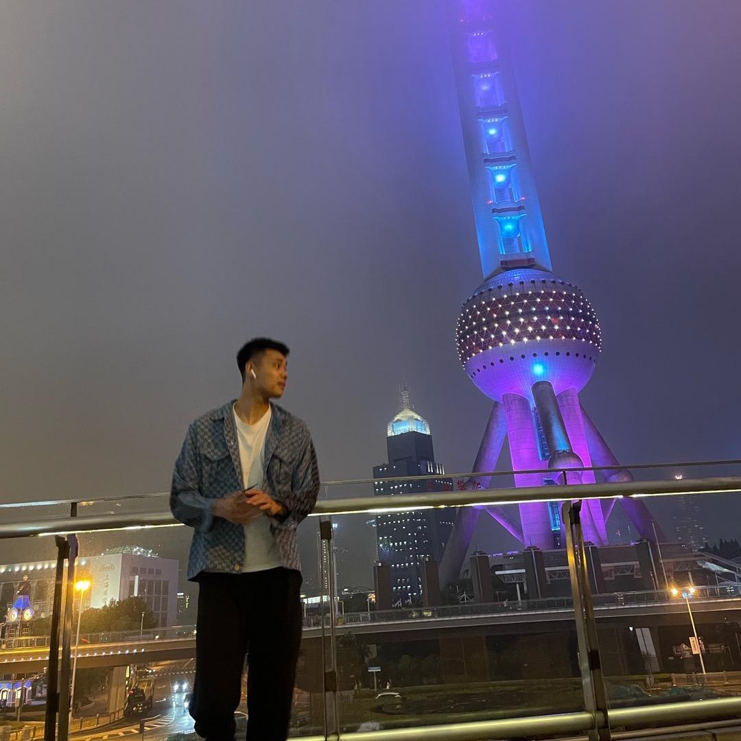 伟弟