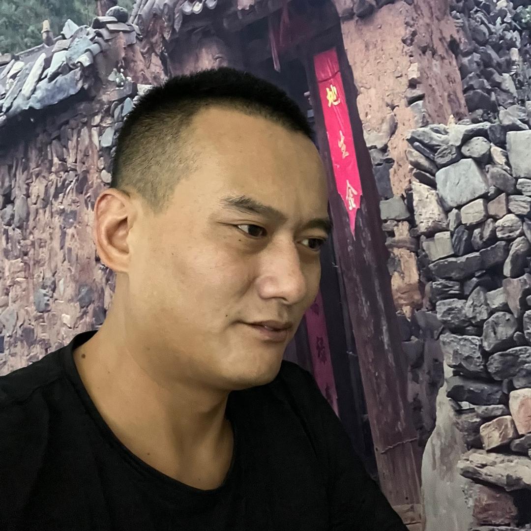 苏小东