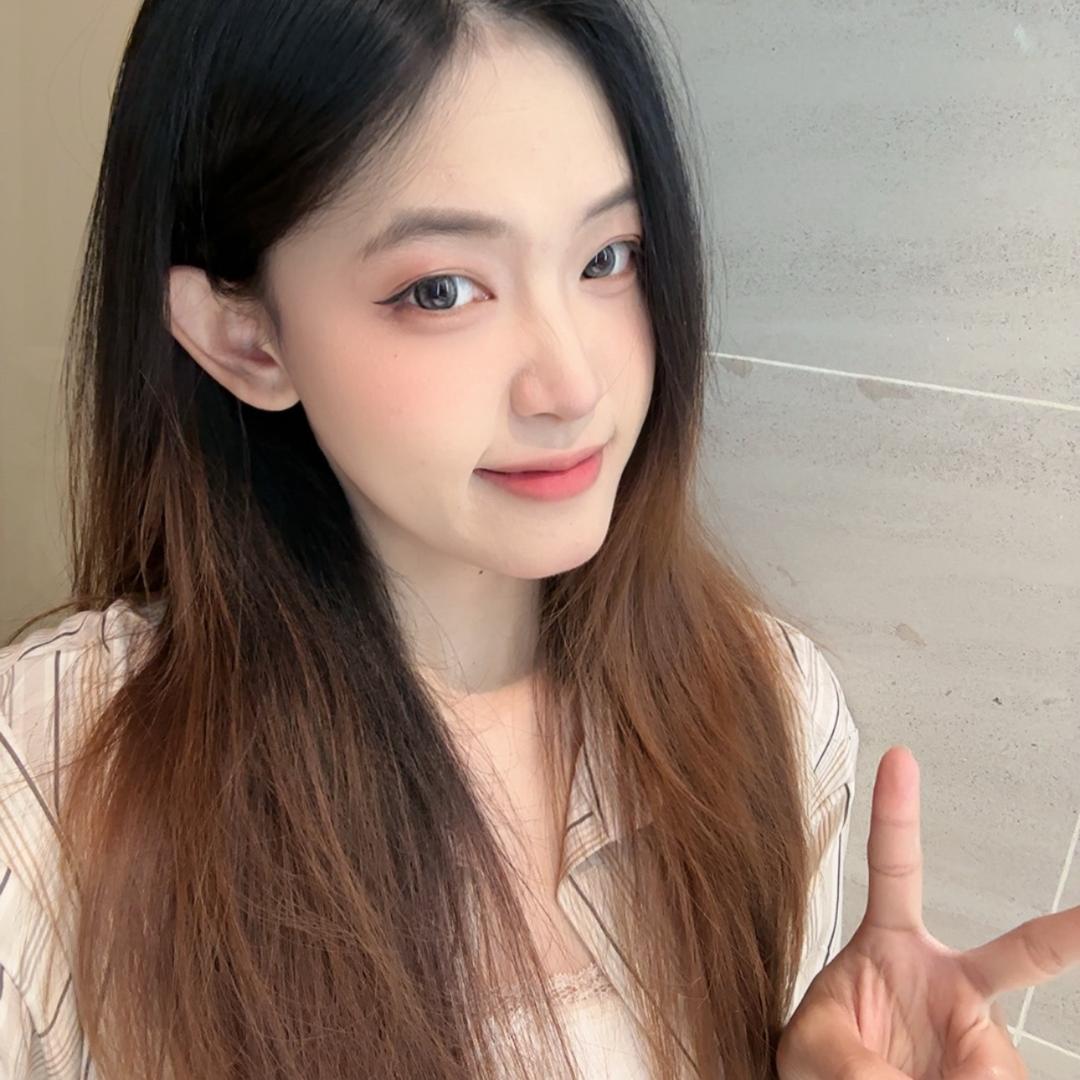 _小苒酱.