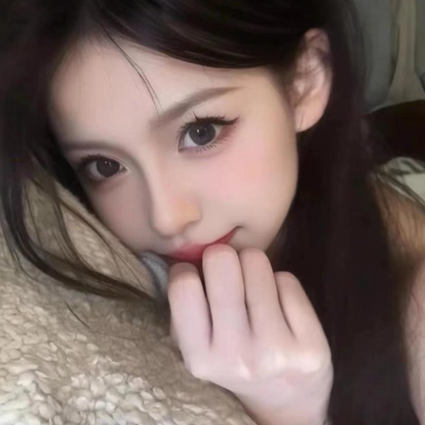 依依