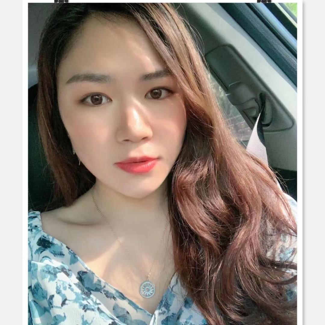 小涵爱穿搭