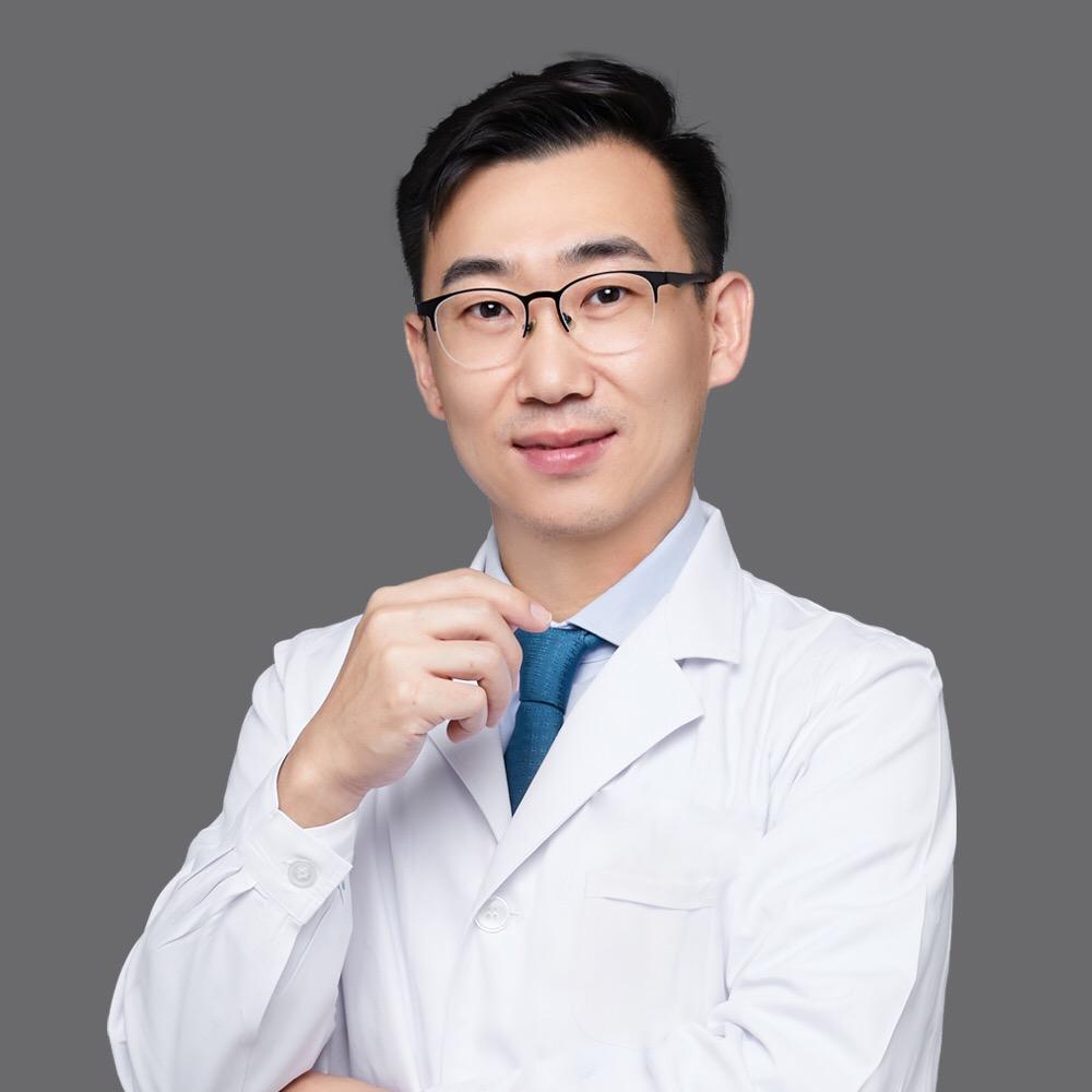 整形医生 白明