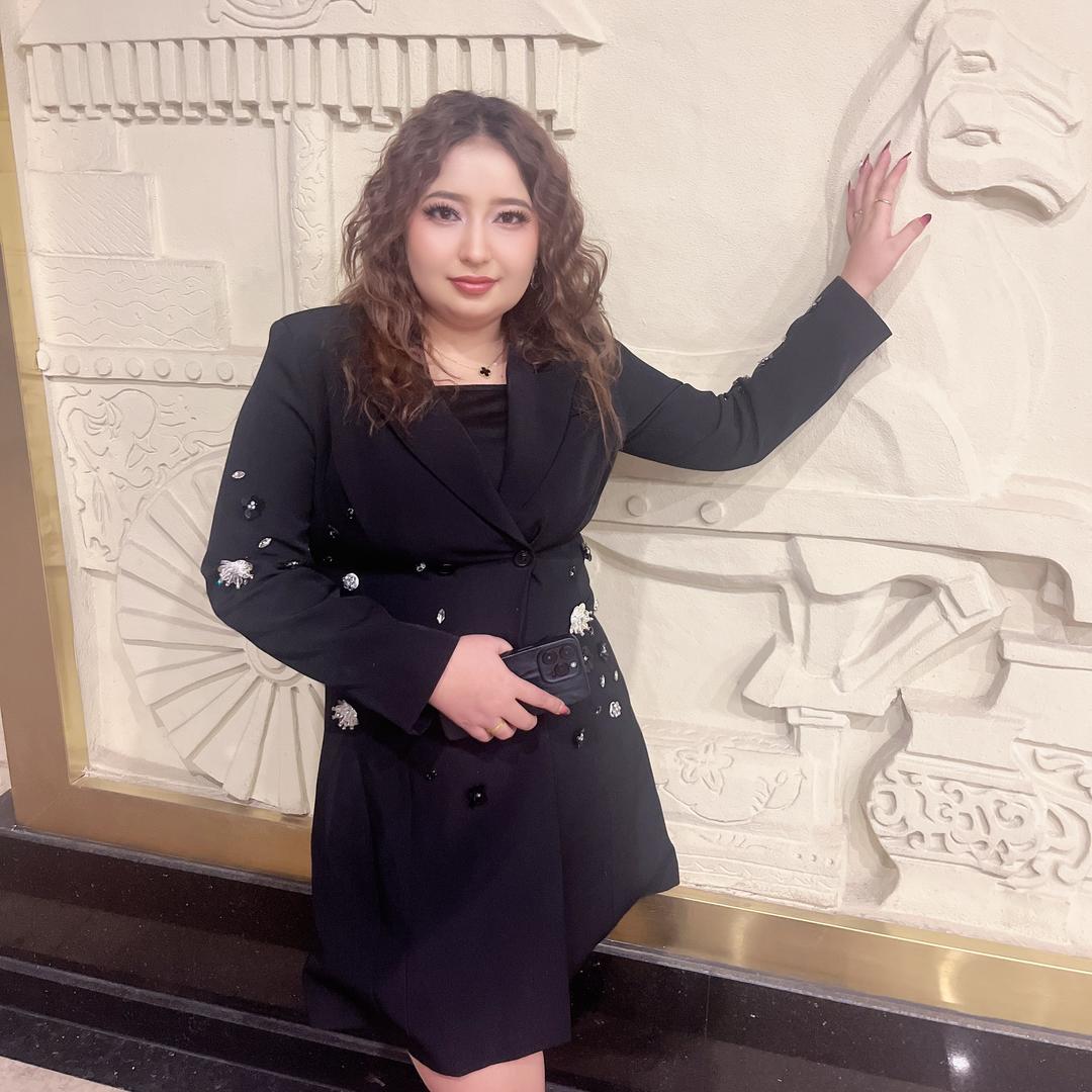 如女生👸