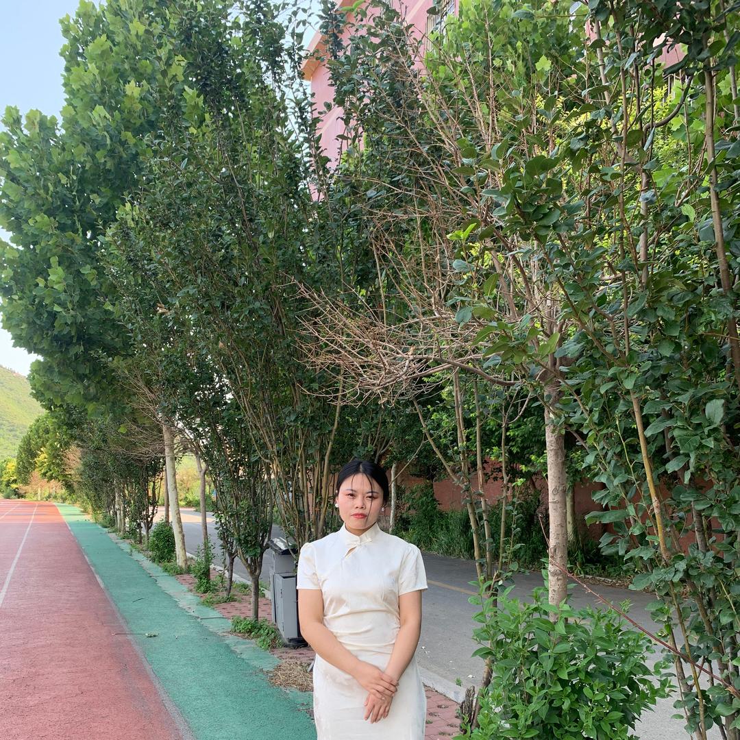 暖暖老师