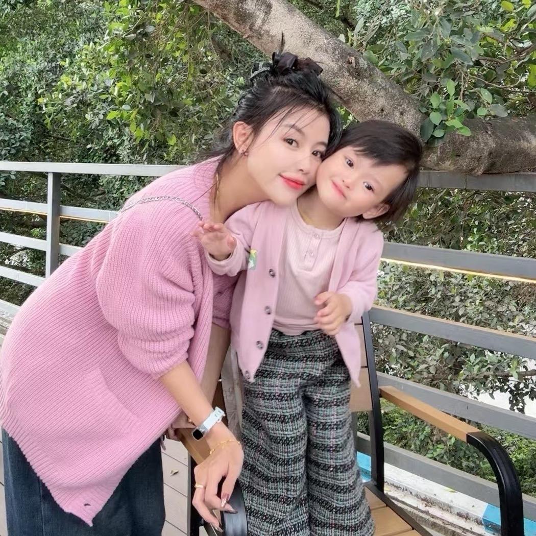 Yin Yin👧