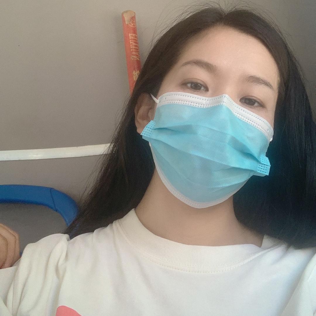 Ni..