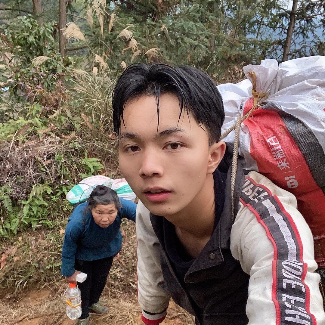 农村妈妈的生活日常