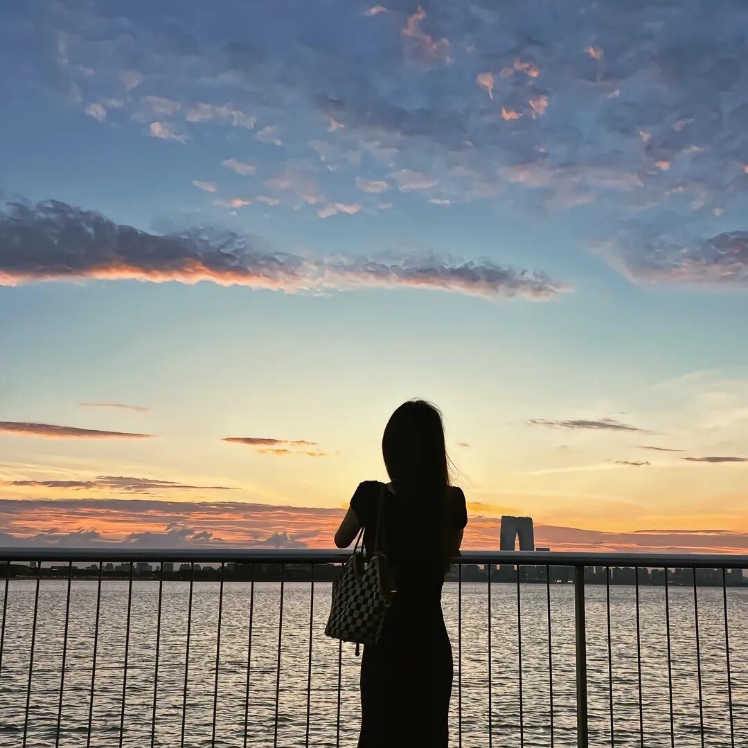 @管倩倩