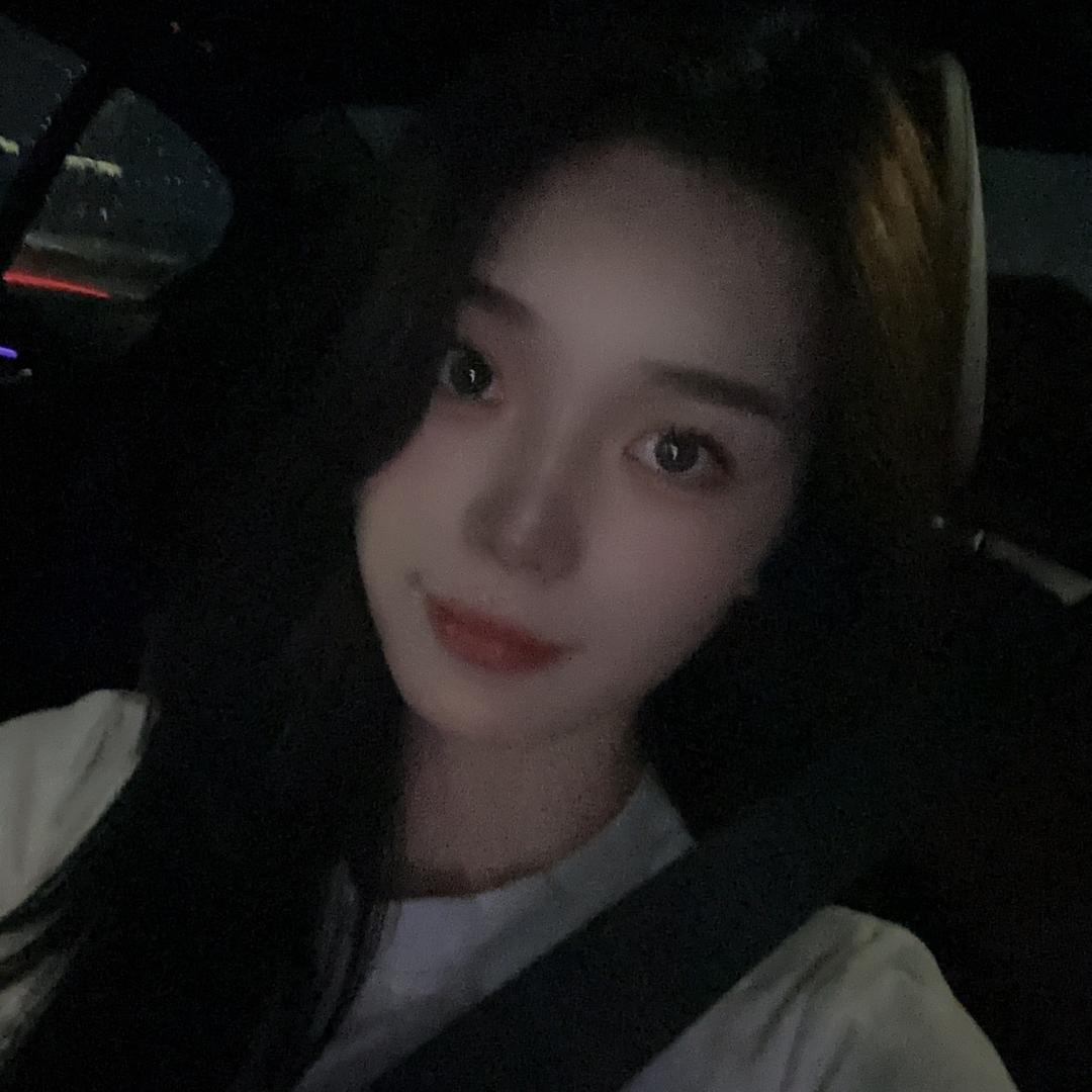 奕奕