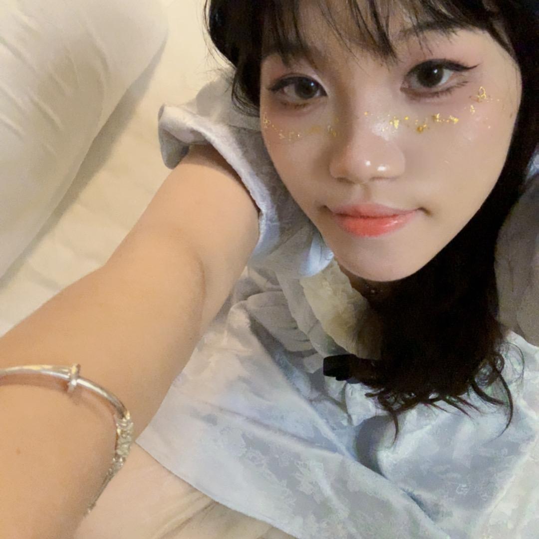 戚戚