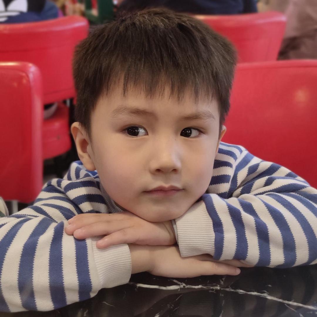 小辰同学