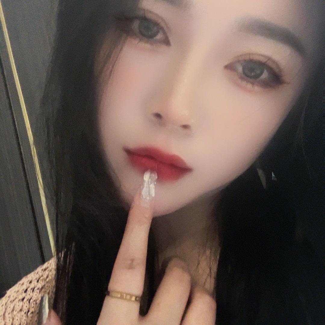啊迦妮